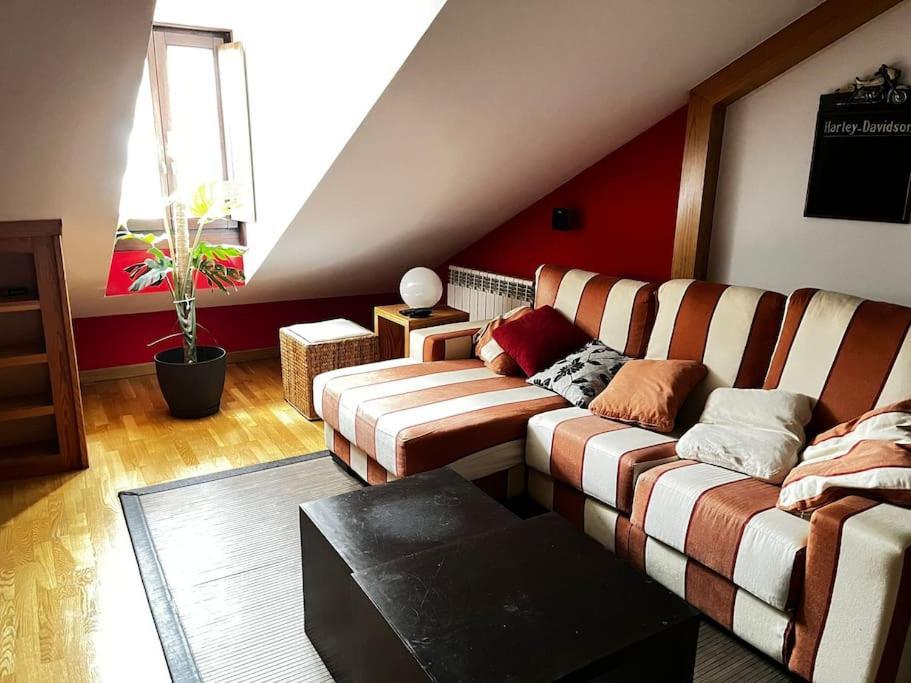 Apartamento Castillo Ponferrada. Exterior photo